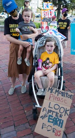 Mother and daughters join rally for environmental legislation